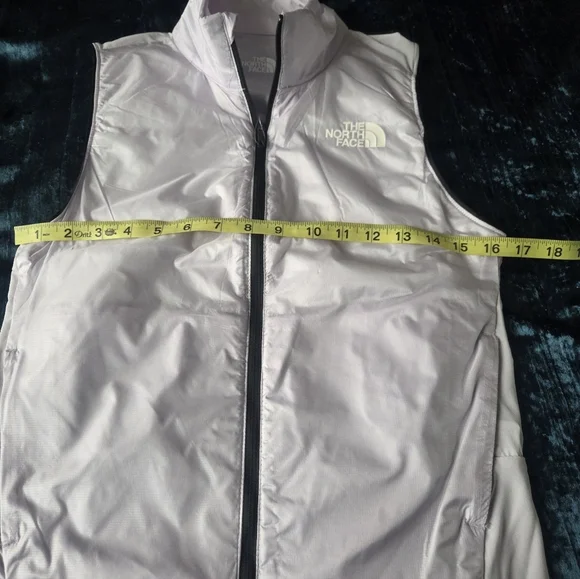 The North Face Women's Light Purple Vest - Picture 7 of 8